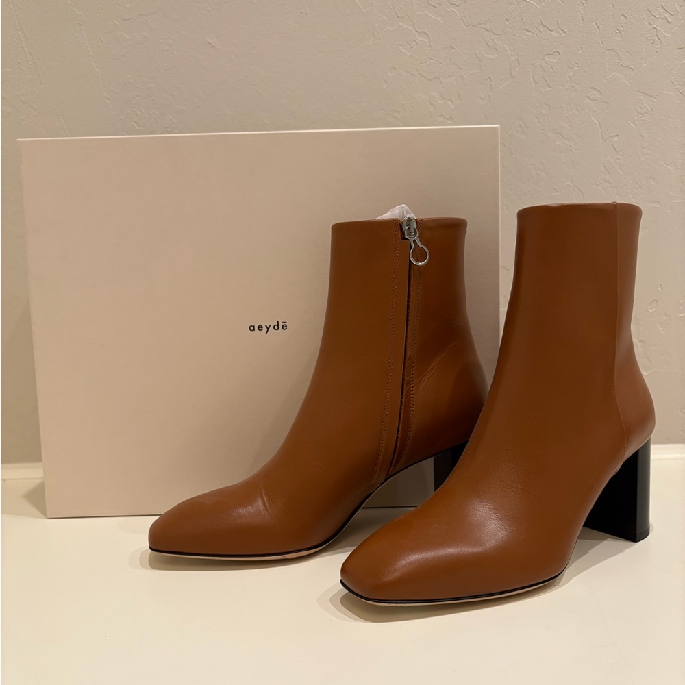 Aeyde Women's Tan Leather Ankle Boots
